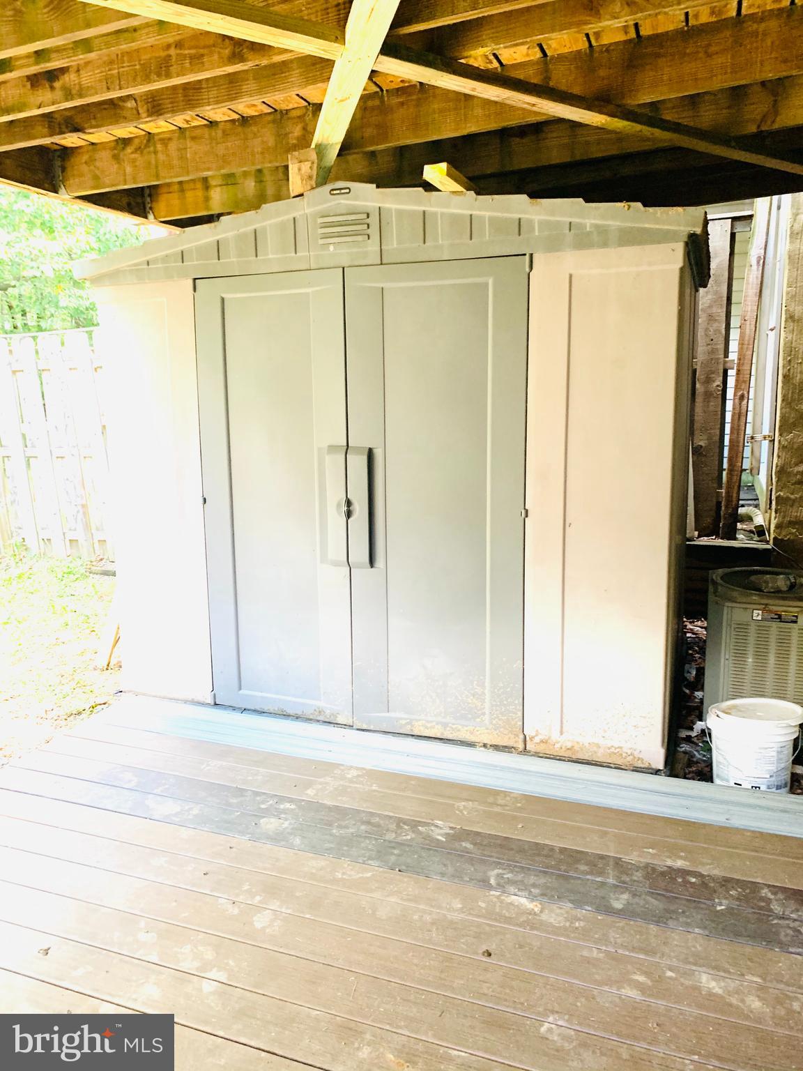 DALE CITY - Residential Lease