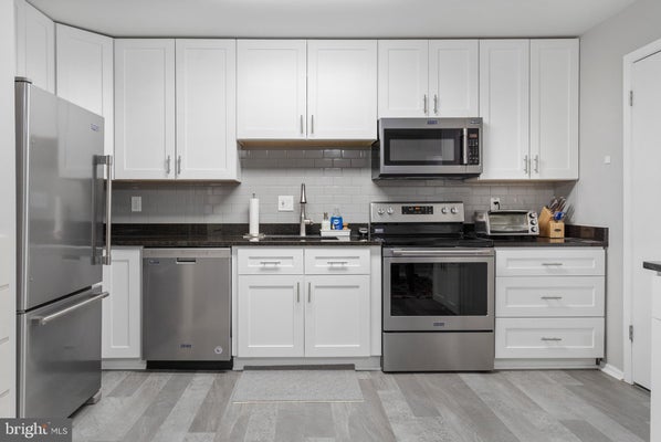8019 VALLEY MANOR RD APT 2B, OWINGS MILLS, MD 21117 - Image 7a4806197fae1f63caa9f1de3e51d8a2/13261681