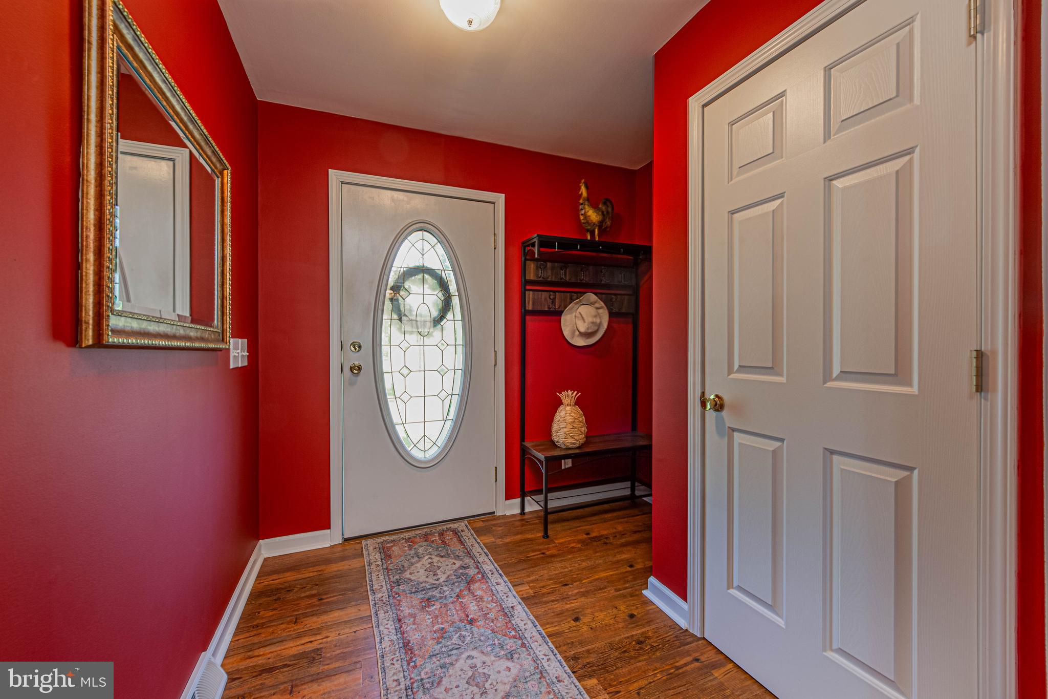 36042 COUNTRY LANE