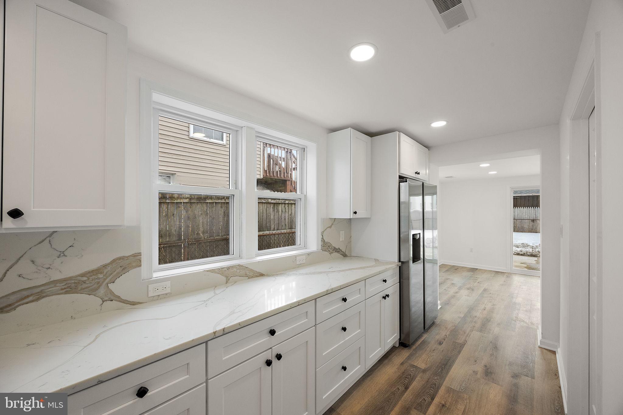 BROOKLAND TERRACE - Residential