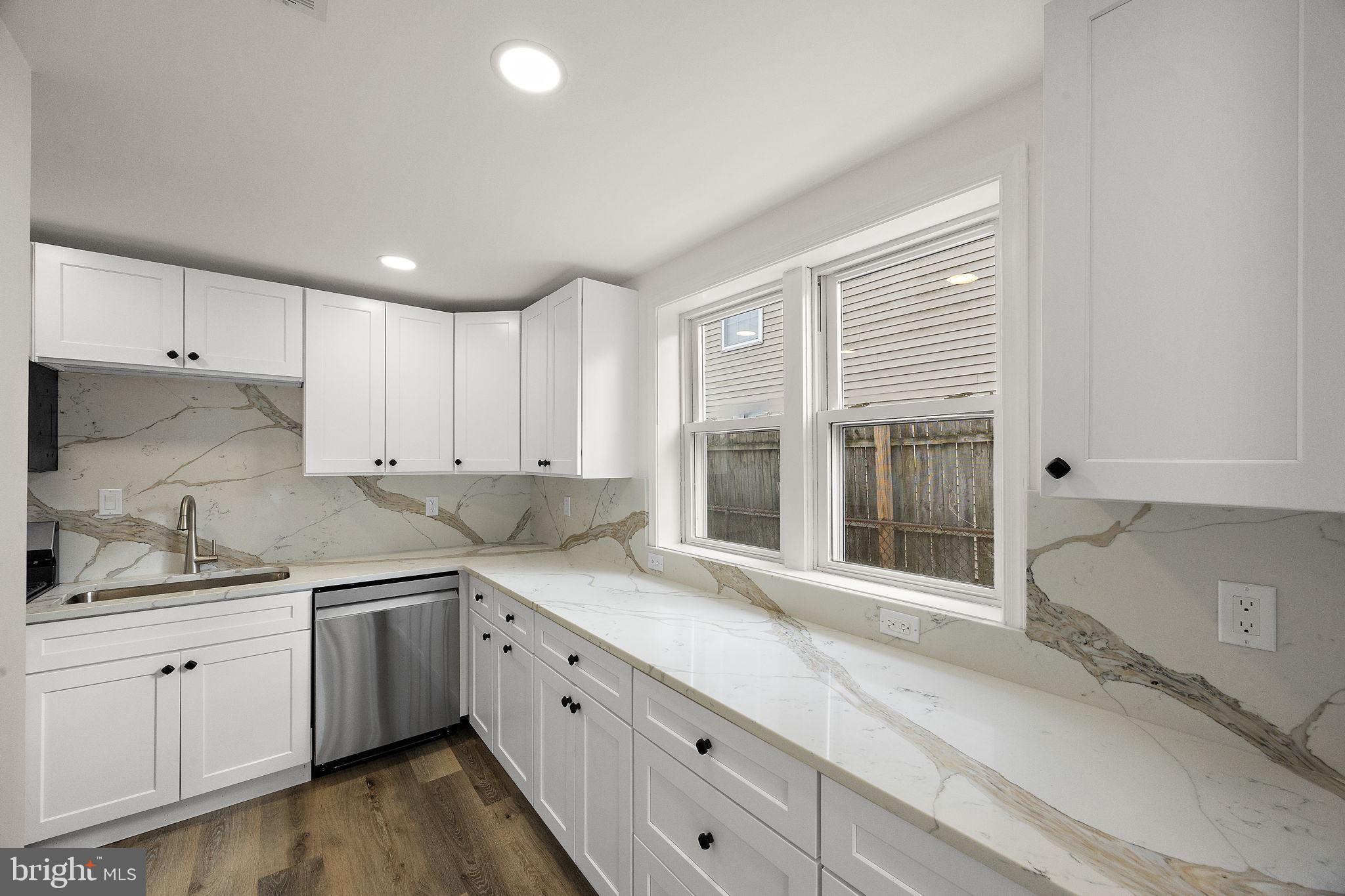 BROOKLAND TERRACE - Residential