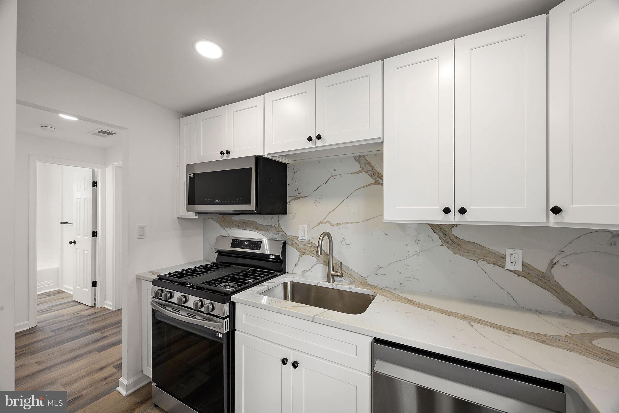 BROOKLAND TERRACE - Residential