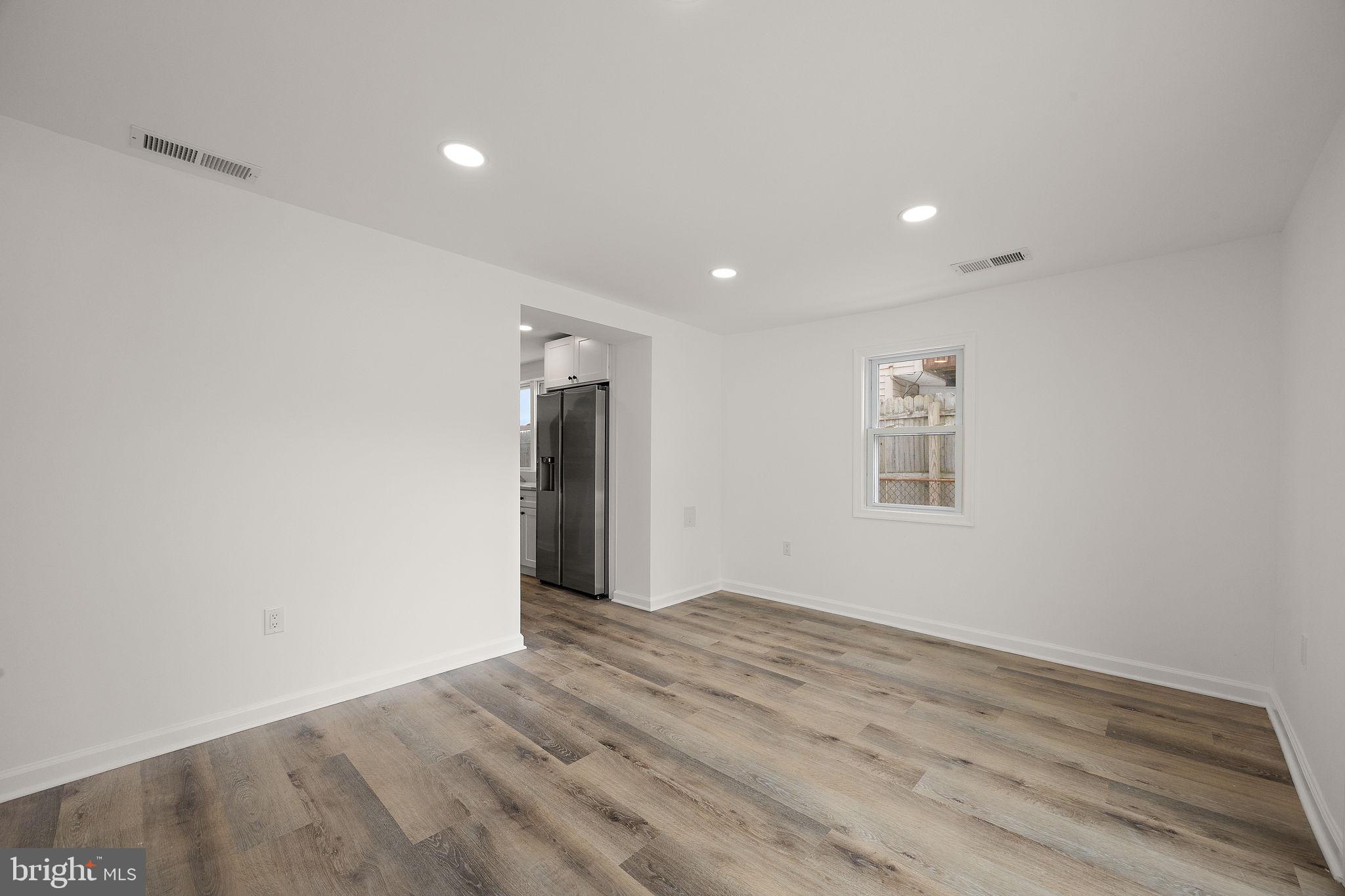 BROOKLAND TERRACE - Residential