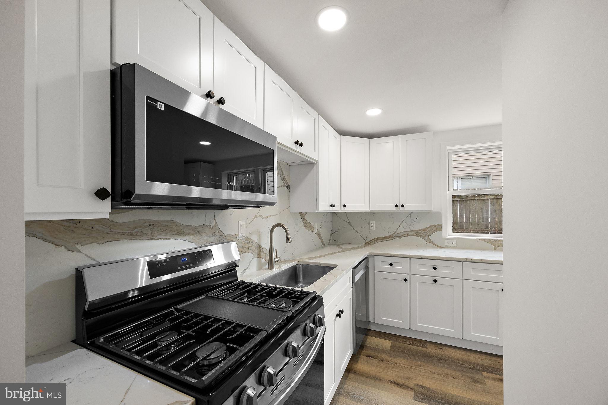 BROOKLAND TERRACE - Residential