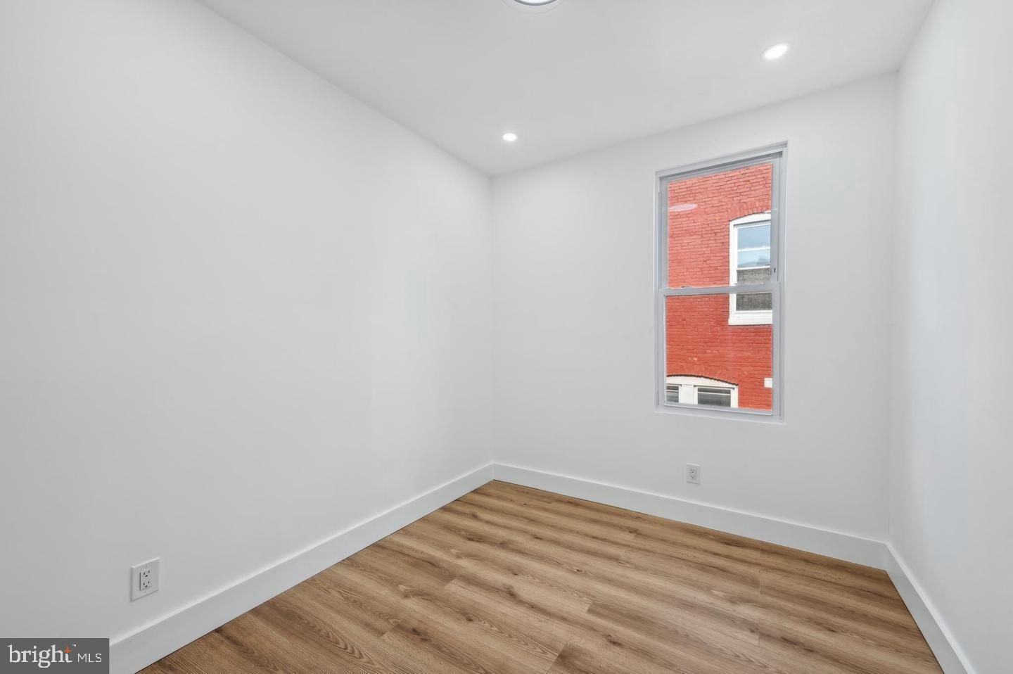 RICHNOR SPRINGS - Residential