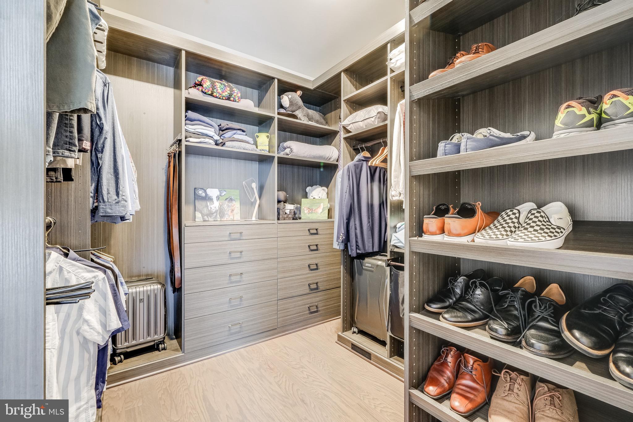 METROPARK AT ARROWBROOK - Residential