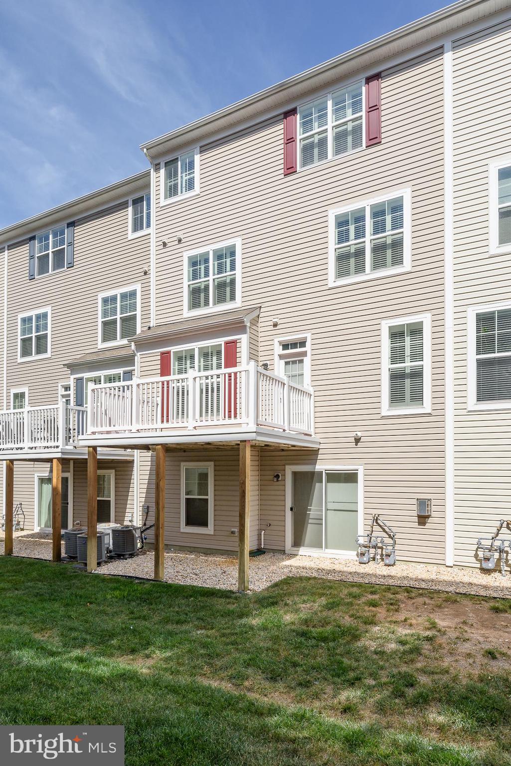 SUMMERWALK AT STONE RIDGE - Residential