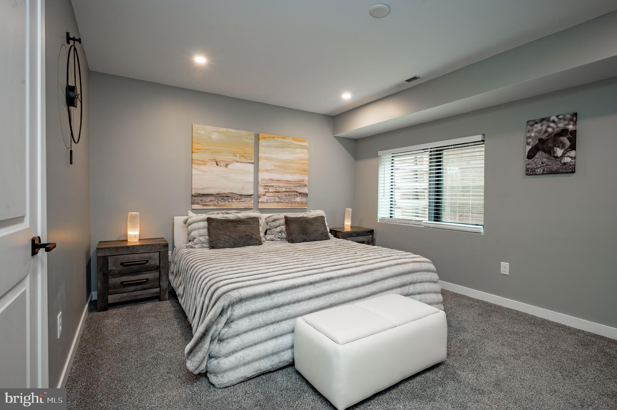 SANDY SHORES ESTATES - Residential