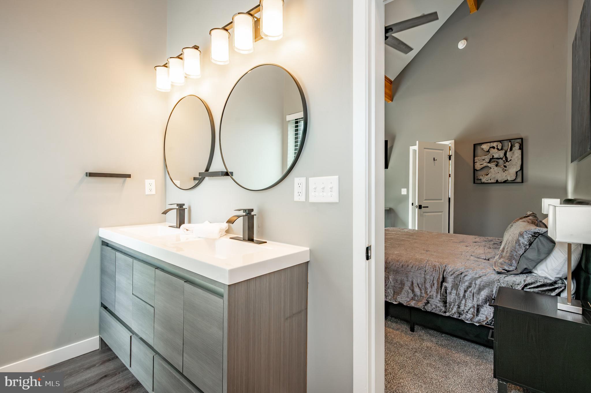 SANDY SHORES ESTATES - Residential