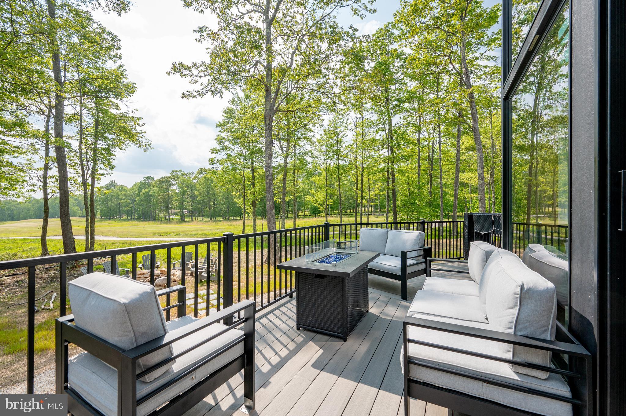 SANDY SHORES ESTATES - Residential