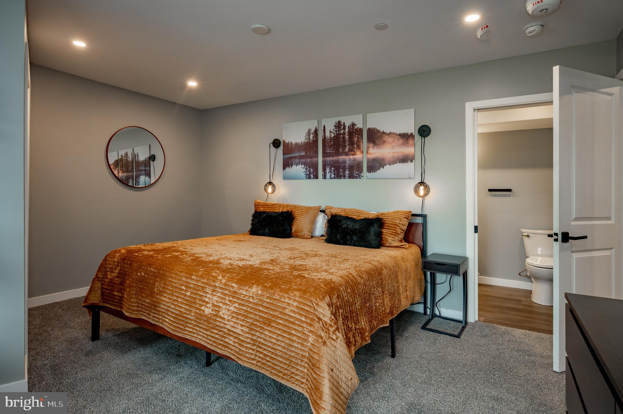 SANDY SHORES ESTATES - Residential