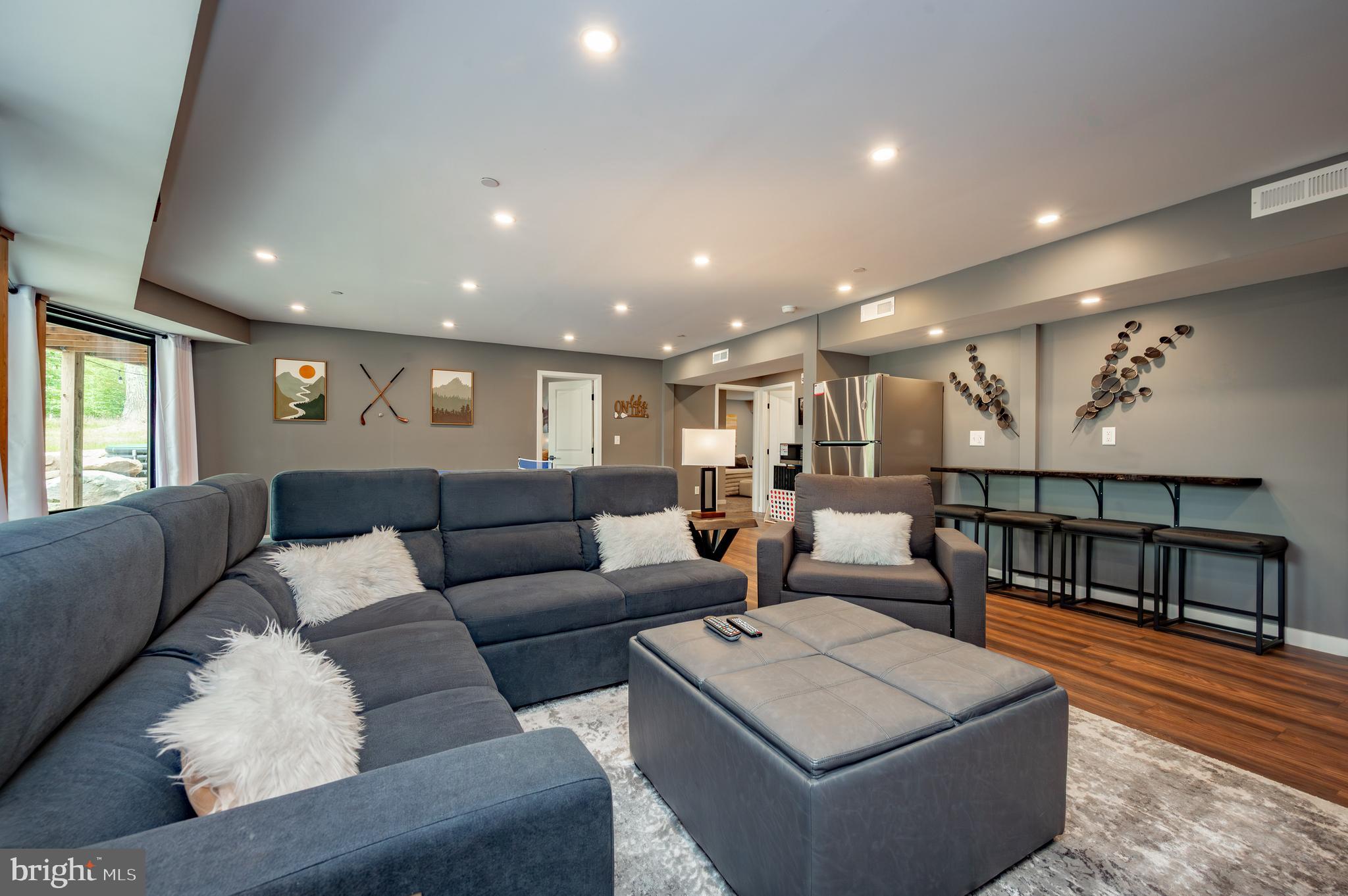 SANDY SHORES ESTATES - Residential