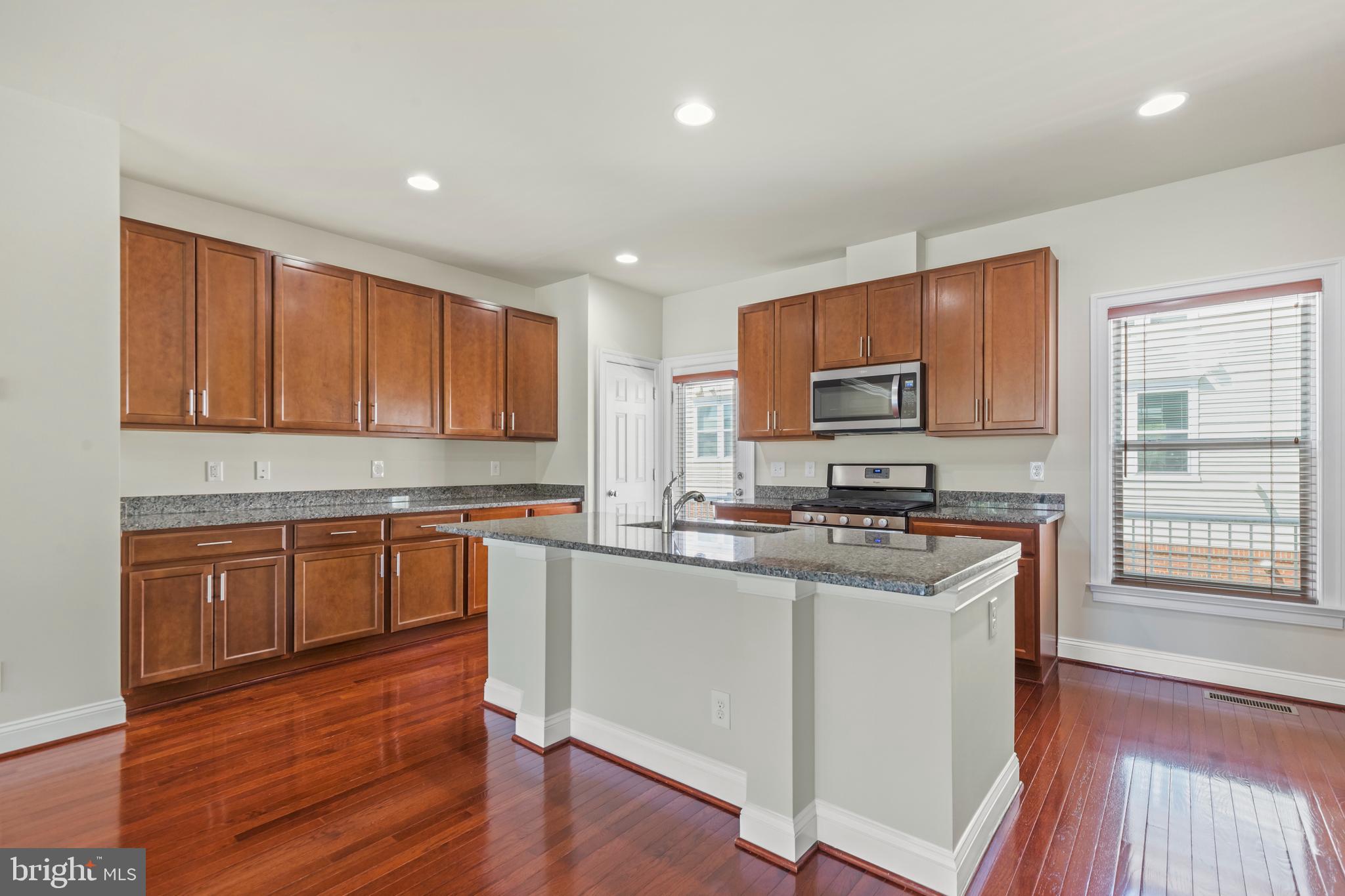 METROWEST - Residential