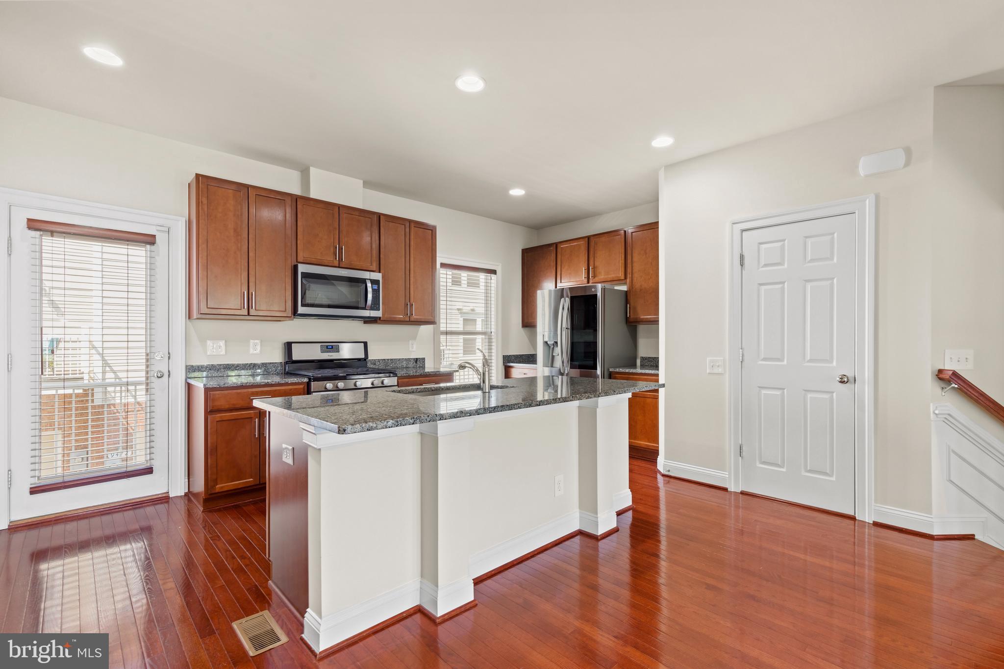 METROWEST - Residential