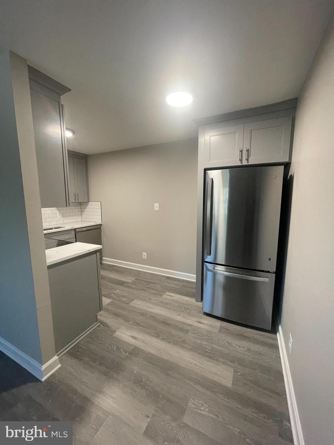 PEMBROOKE - Residential Lease