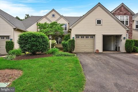 Photo of 86 Hawk Valley Lane, Denver, PA 17517 (MLS # PALA2051608)