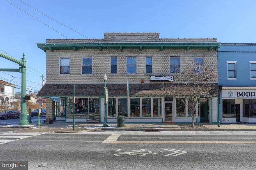 Mixed-Use Investment Opportunity!  Well-maintained 10-unit on a prime corner location with high visibility in Middletown.  The building includes 7 apartments (1 vacant) plus 3 commercial units, and a parking lot in the rear.  Please be respectful as the first floor commercial businesses are active.