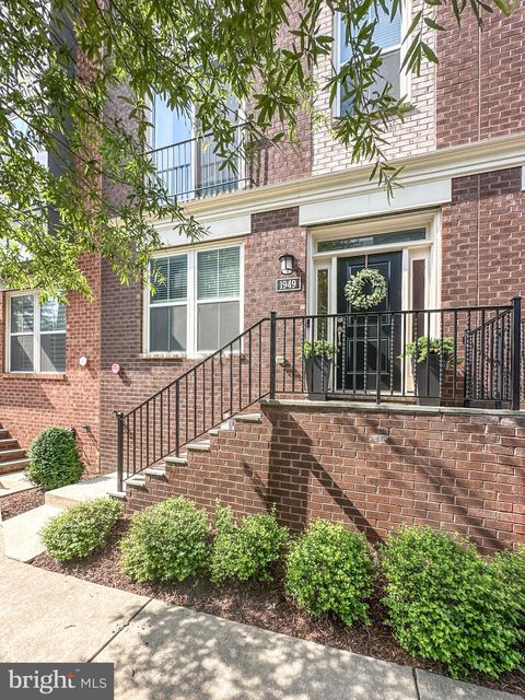 1949 ROLAND CLARKE PLACE RESTON VA 20191