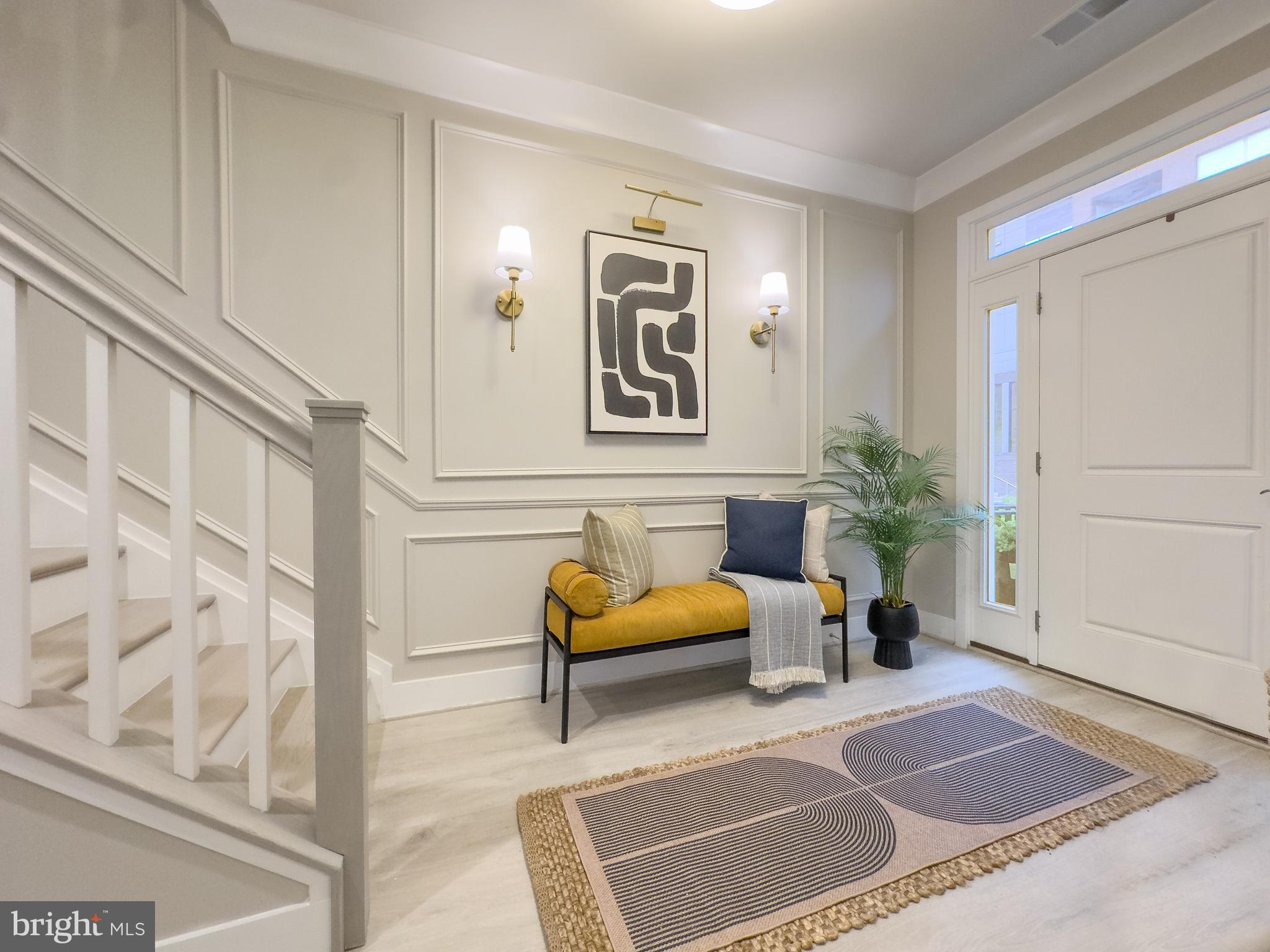 1949 ROLAND CLARKE PLACE