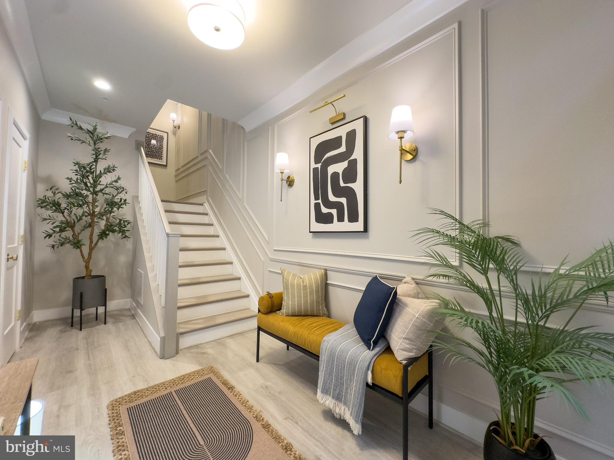 1949 ROLAND CLARKE PLACE