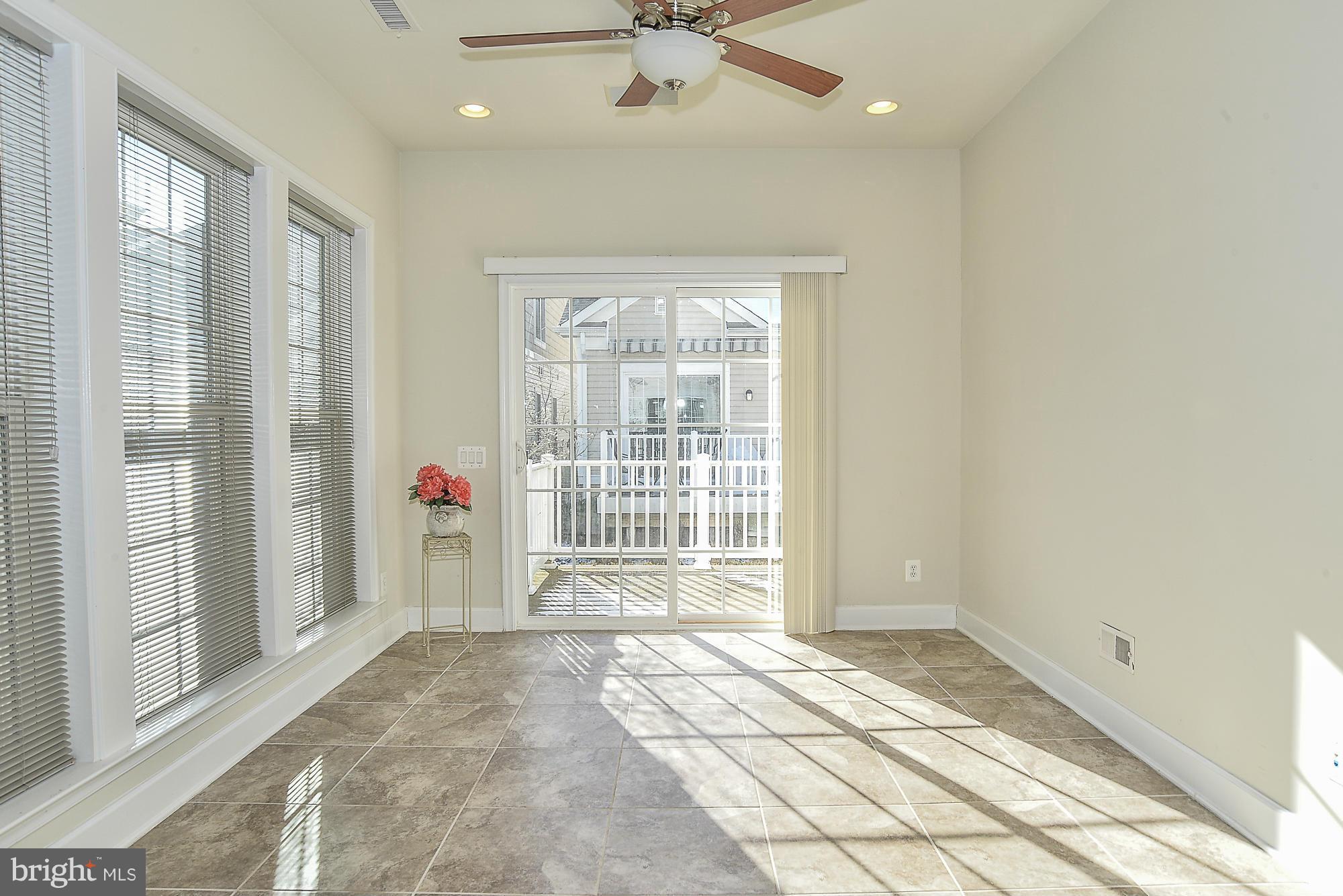 SPRING HILL - Residential Lease