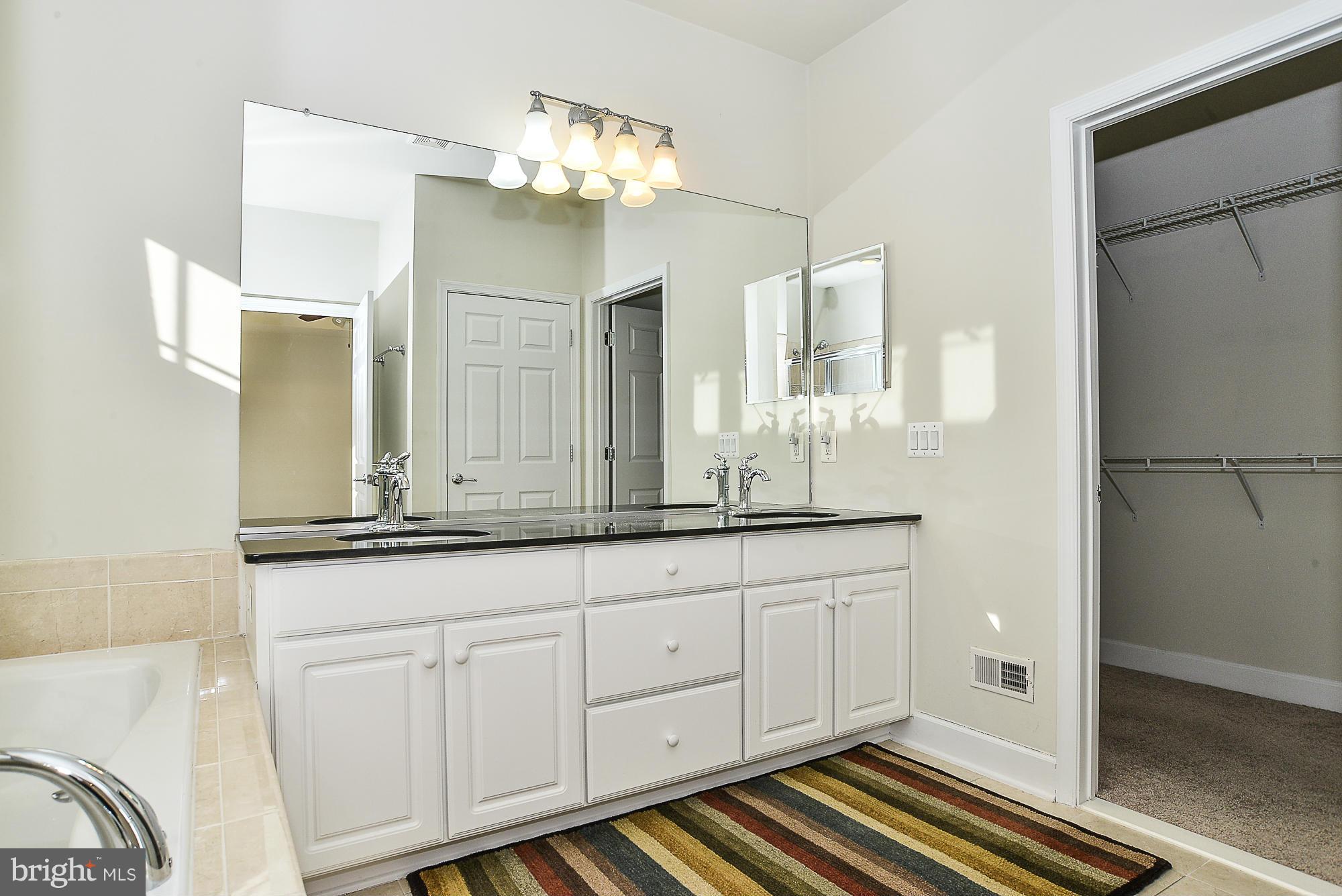 SPRING HILL - Residential Lease