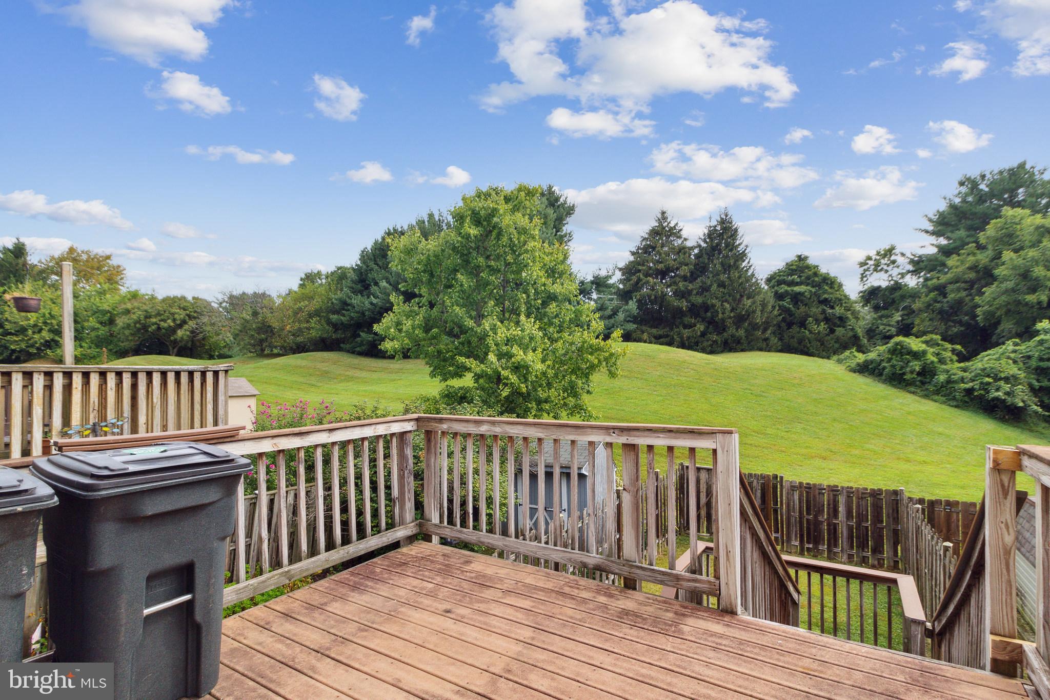 LAUREL WOODS - Residential Lease