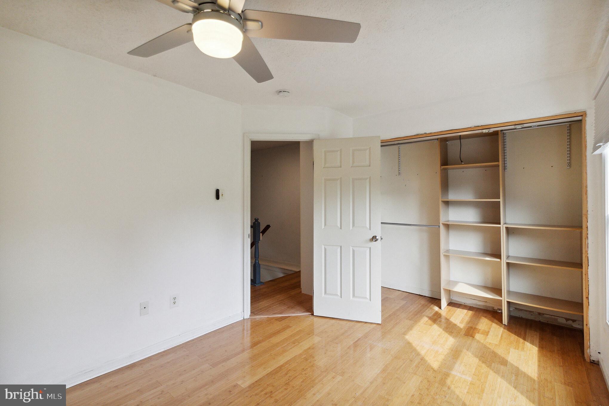 LAUREL WOODS - Residential Lease