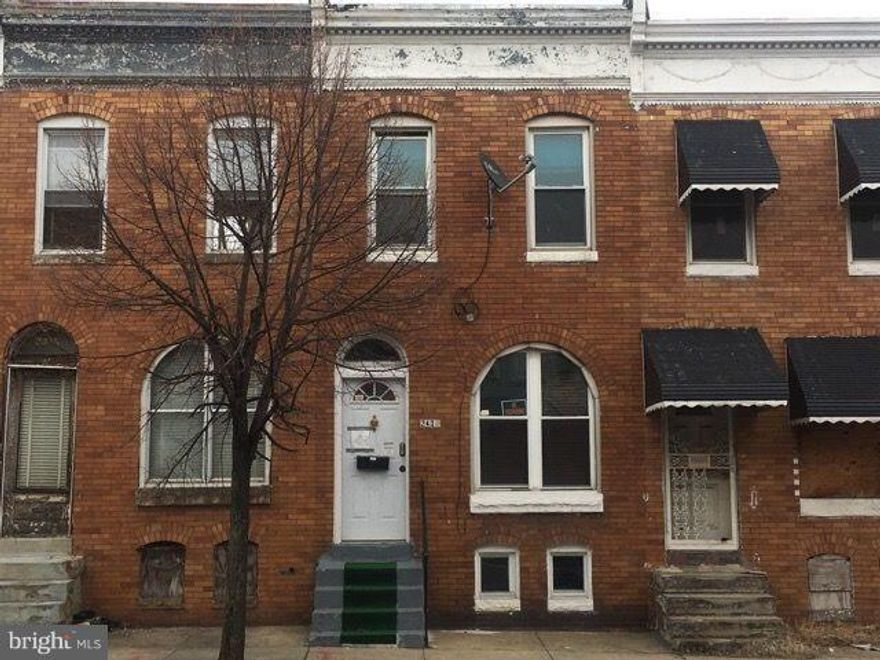 Built in 1920, this townhome offers approximately 1118 finished square feet, two bedrooms and one full bath and unfinished basement. This home needs some TLC and some repairs needed but is priced to sell! Schedule your visit today.
