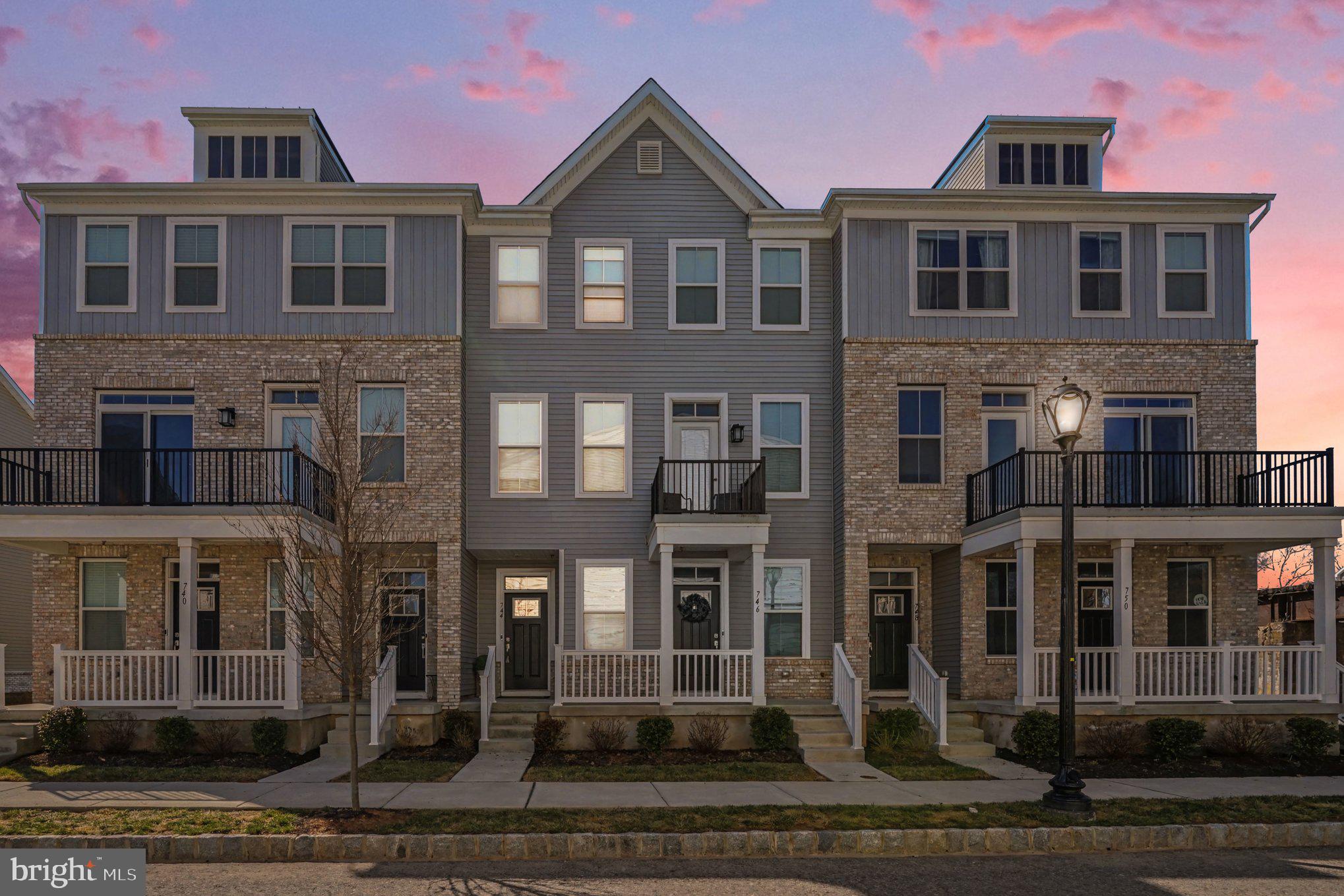 STEELPOINTE - Residential