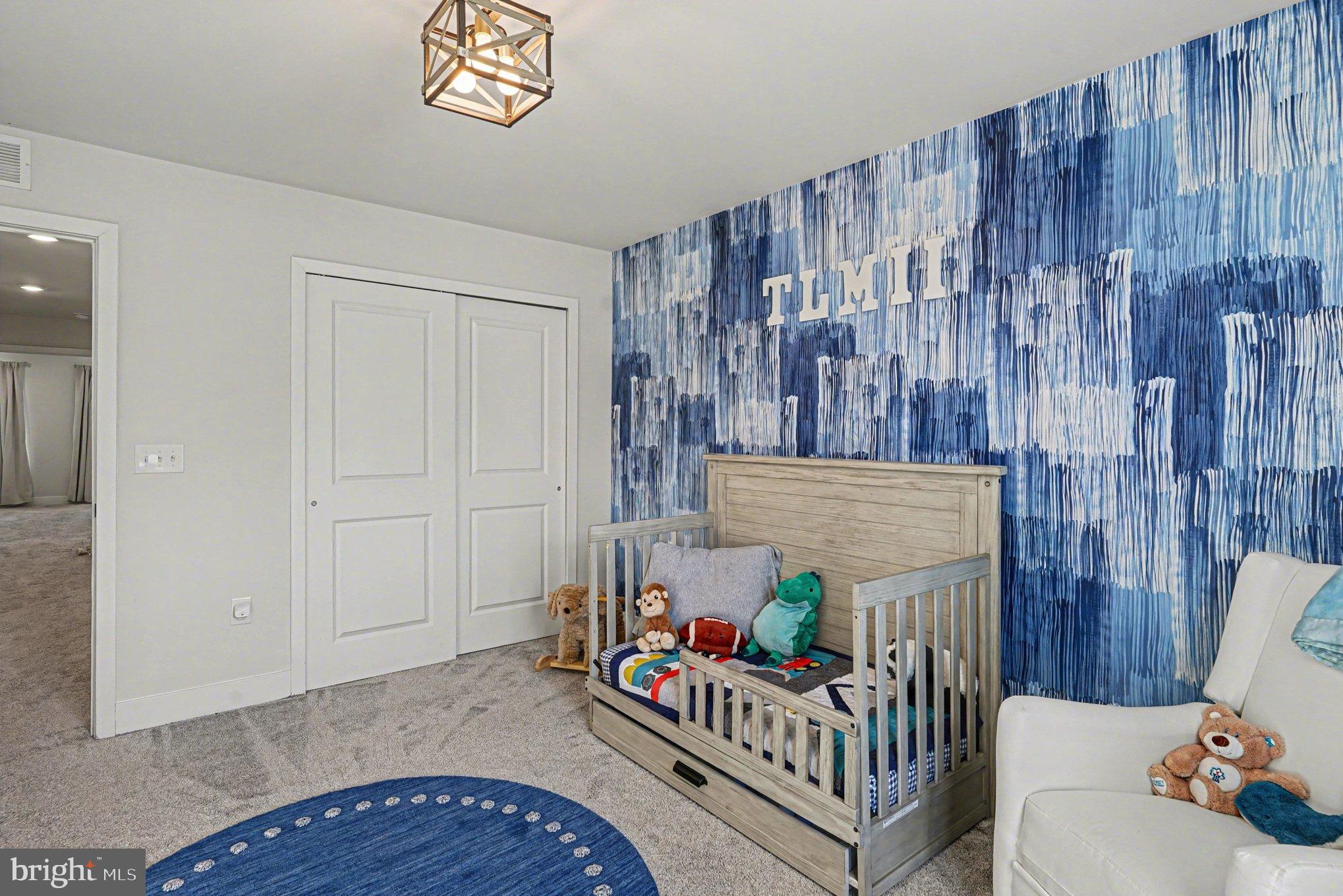 STEELPOINTE - Residential