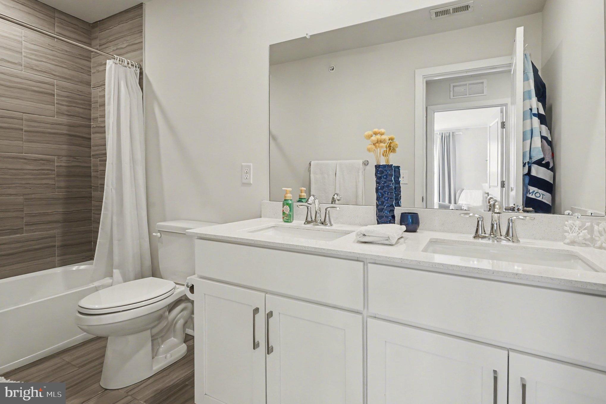 STEELPOINTE - Residential