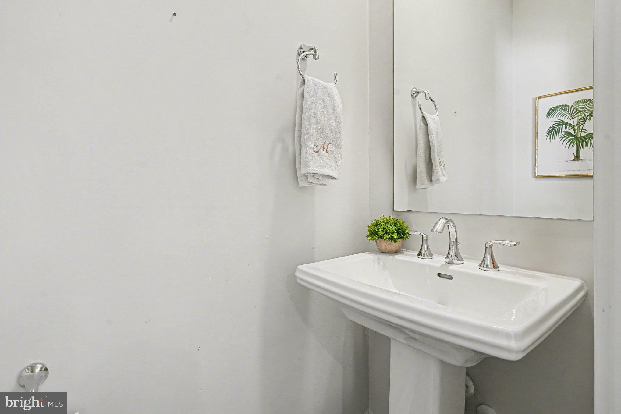 STEELPOINTE - Residential