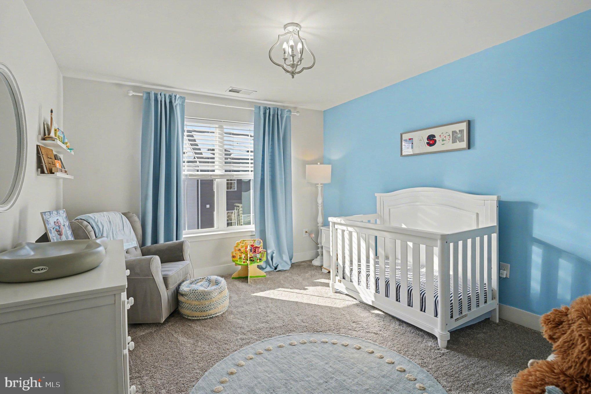 STEELPOINTE - Residential