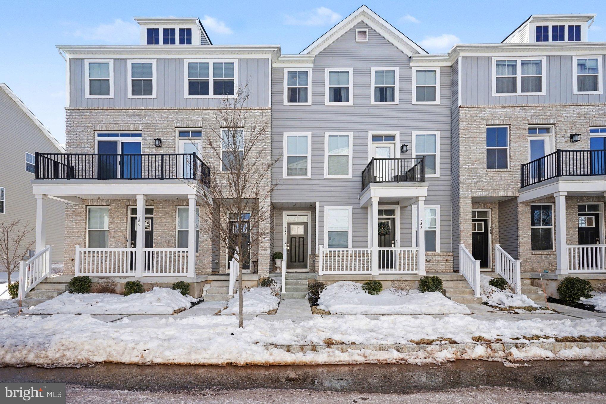 STEELPOINTE - Residential