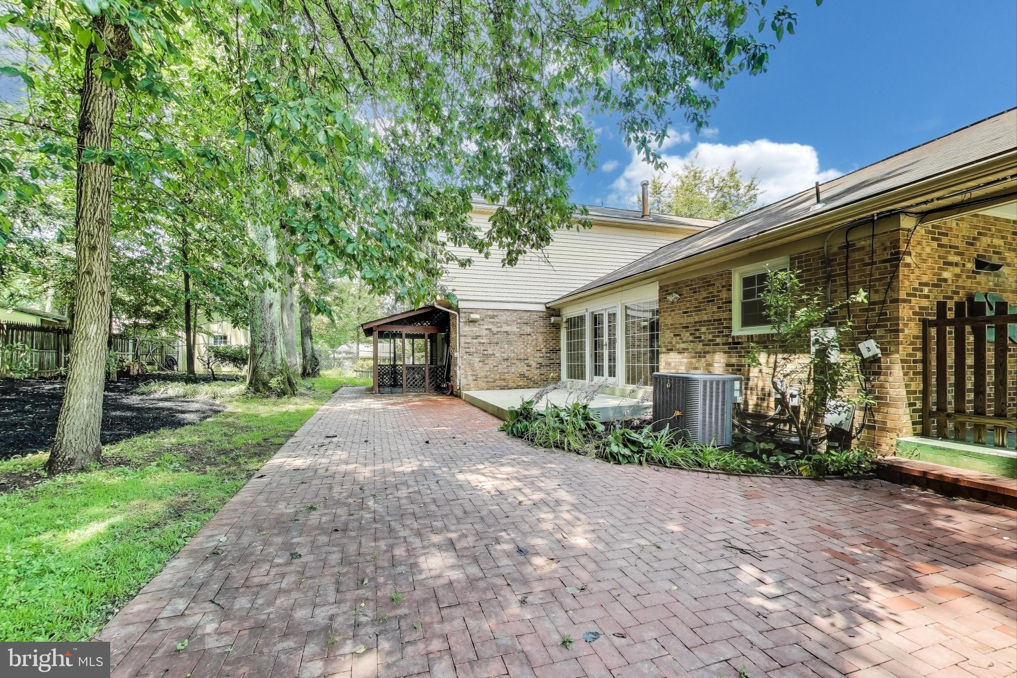 8215 BRIAR CREEK DRIVE