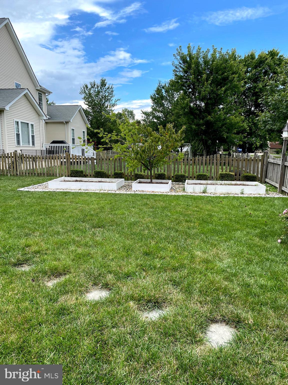 LEONARDS GRANT - Residential Lease