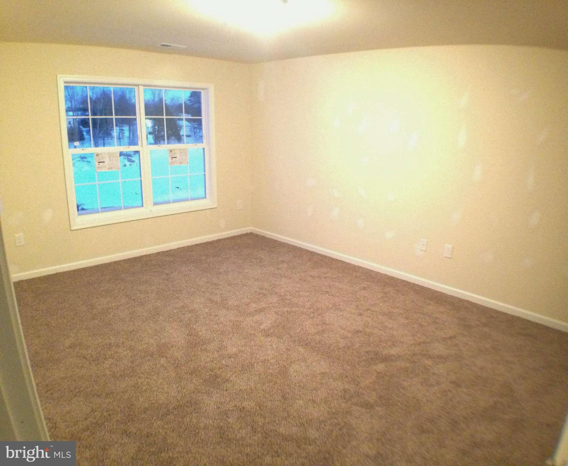 THE TOWNES AT OAKHURST - Residential