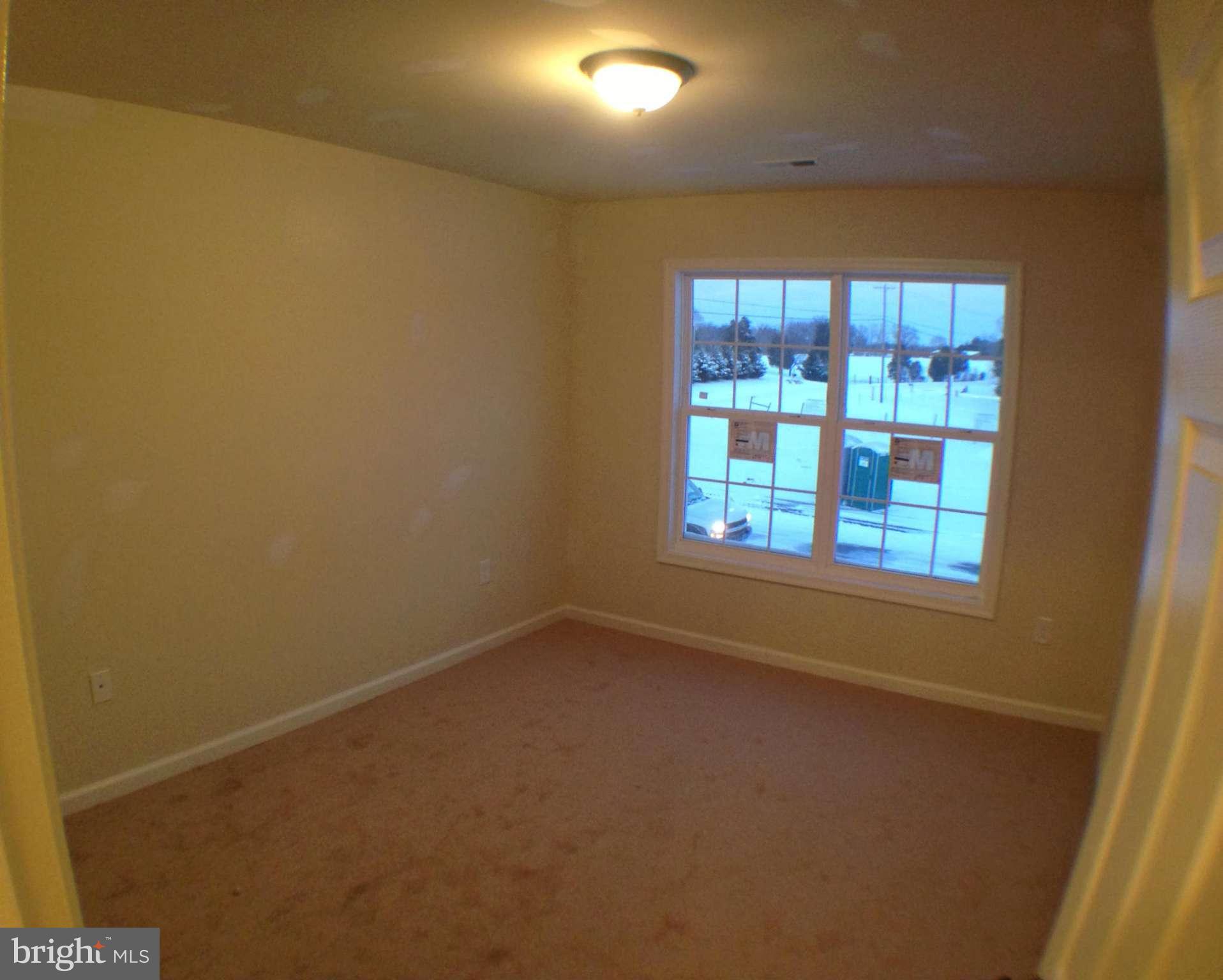 THE TOWNES AT OAKHURST - Residential