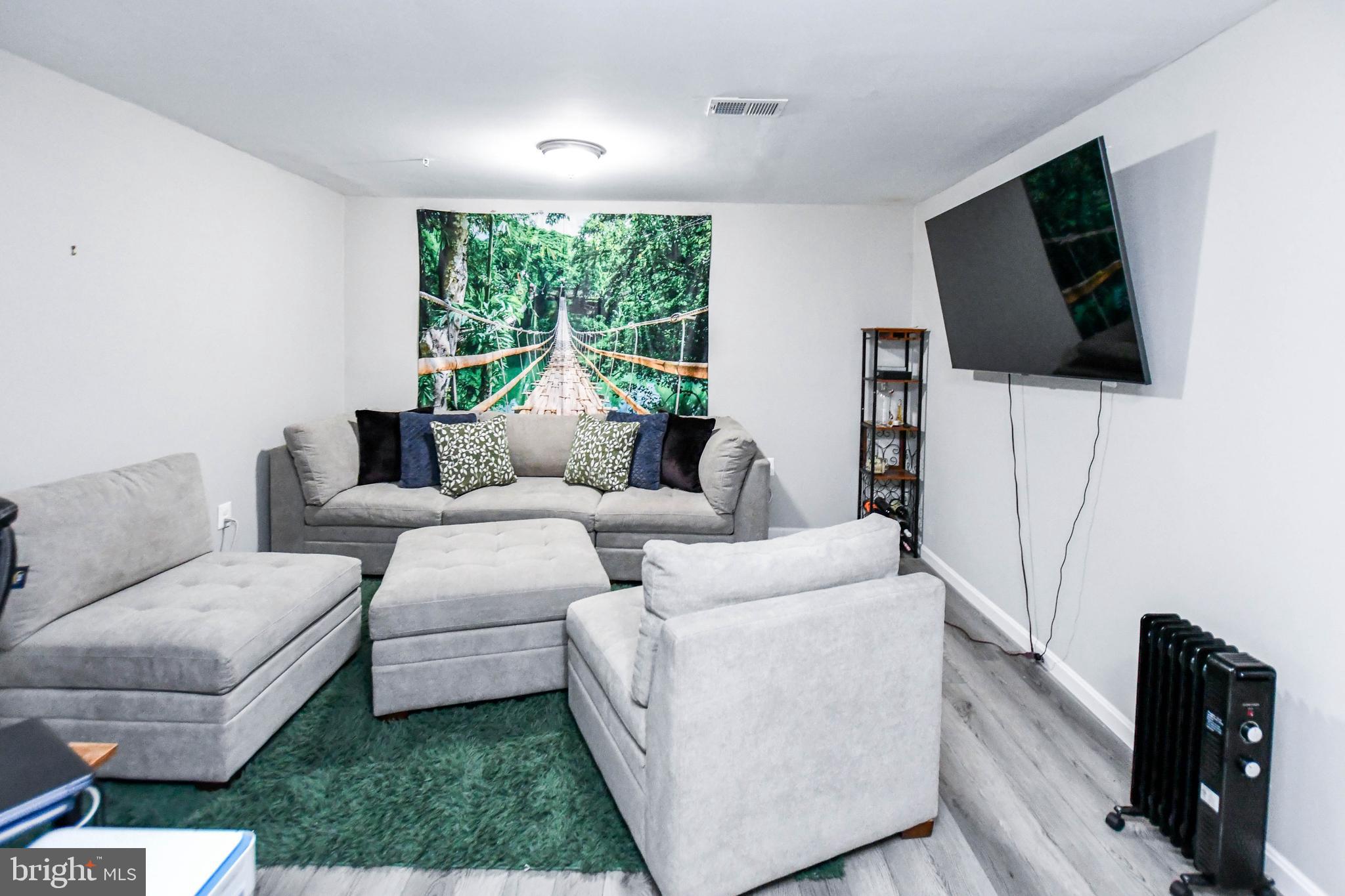 TEMPLE PLAZA-PLAT 1> - Residential