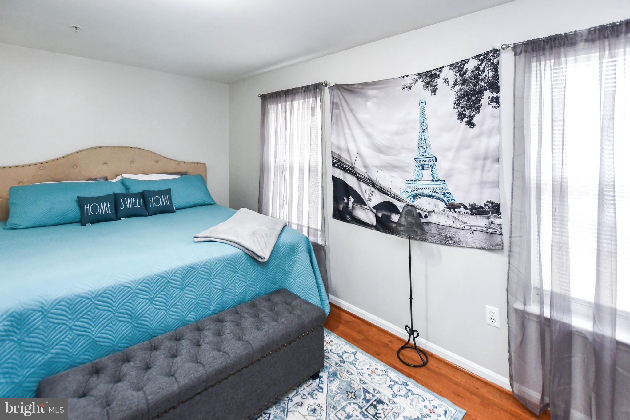 TEMPLE PLAZA-PLAT 1> - Residential