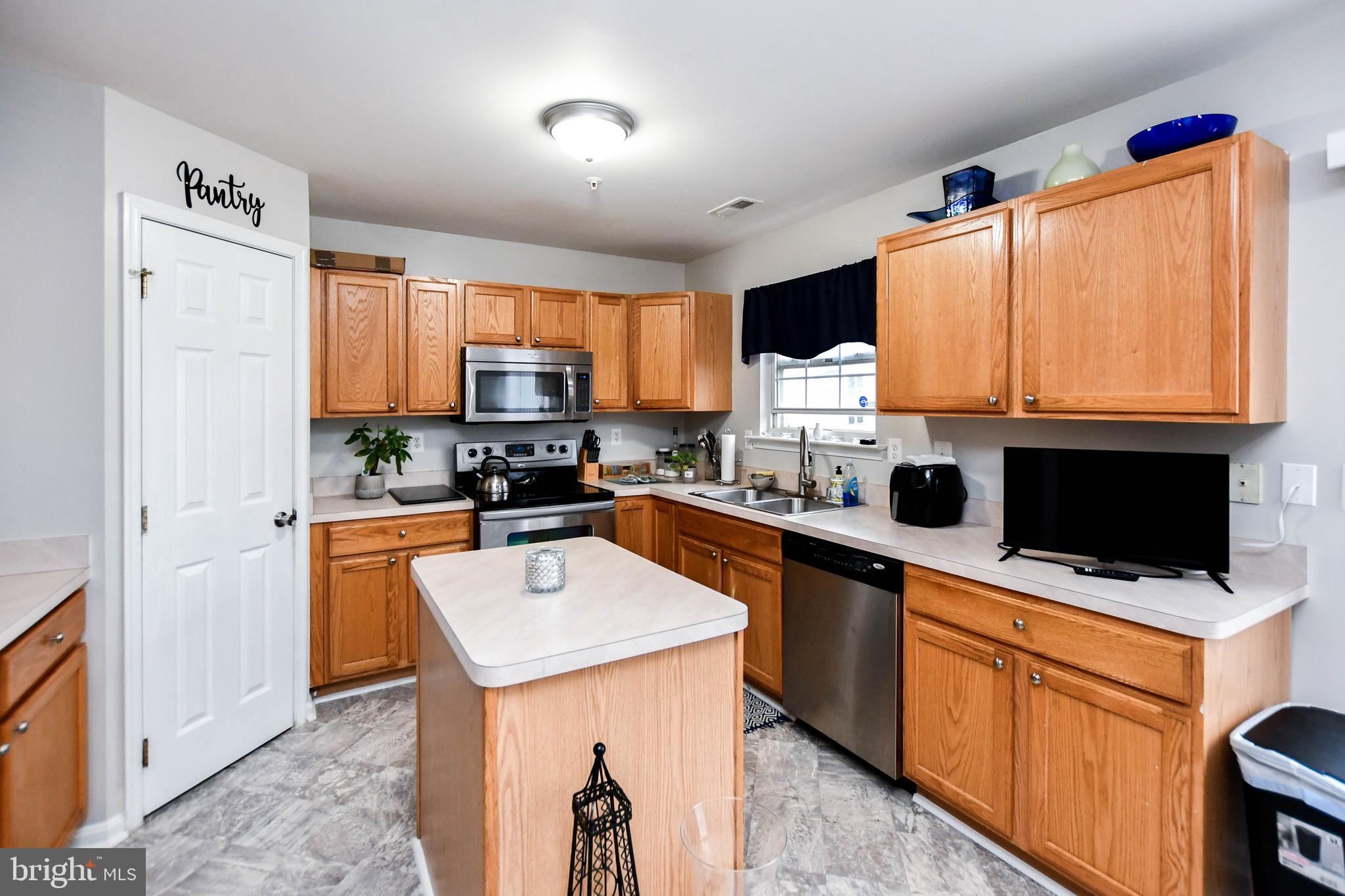 TEMPLE PLAZA-PLAT 1> - Residential