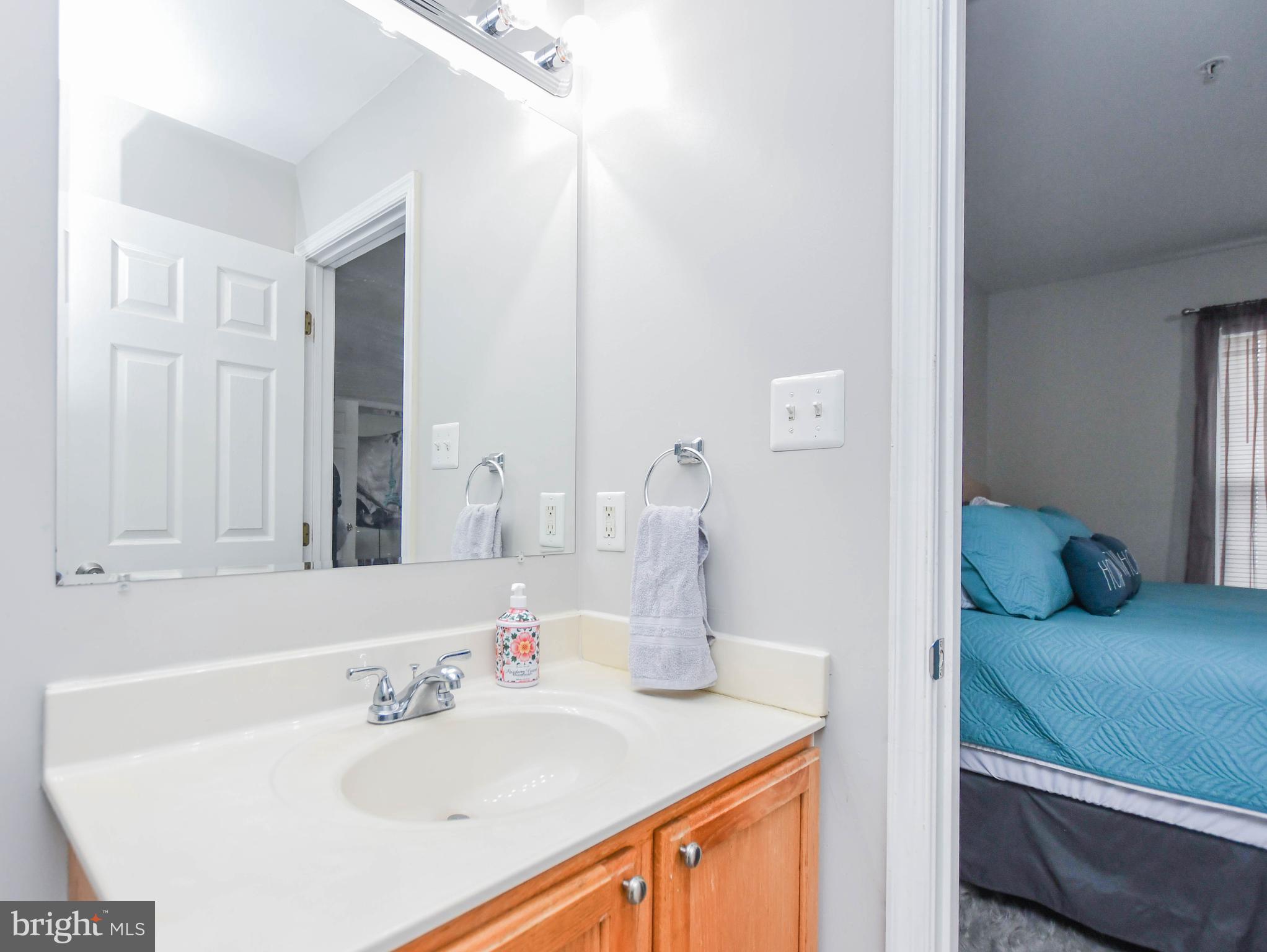 TEMPLE PLAZA-PLAT 1> - Residential