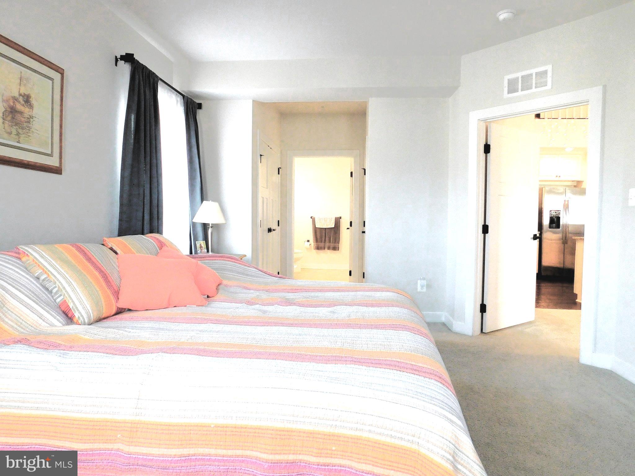 LINGANORE GARDEN CONDOMINIUMS - Residential