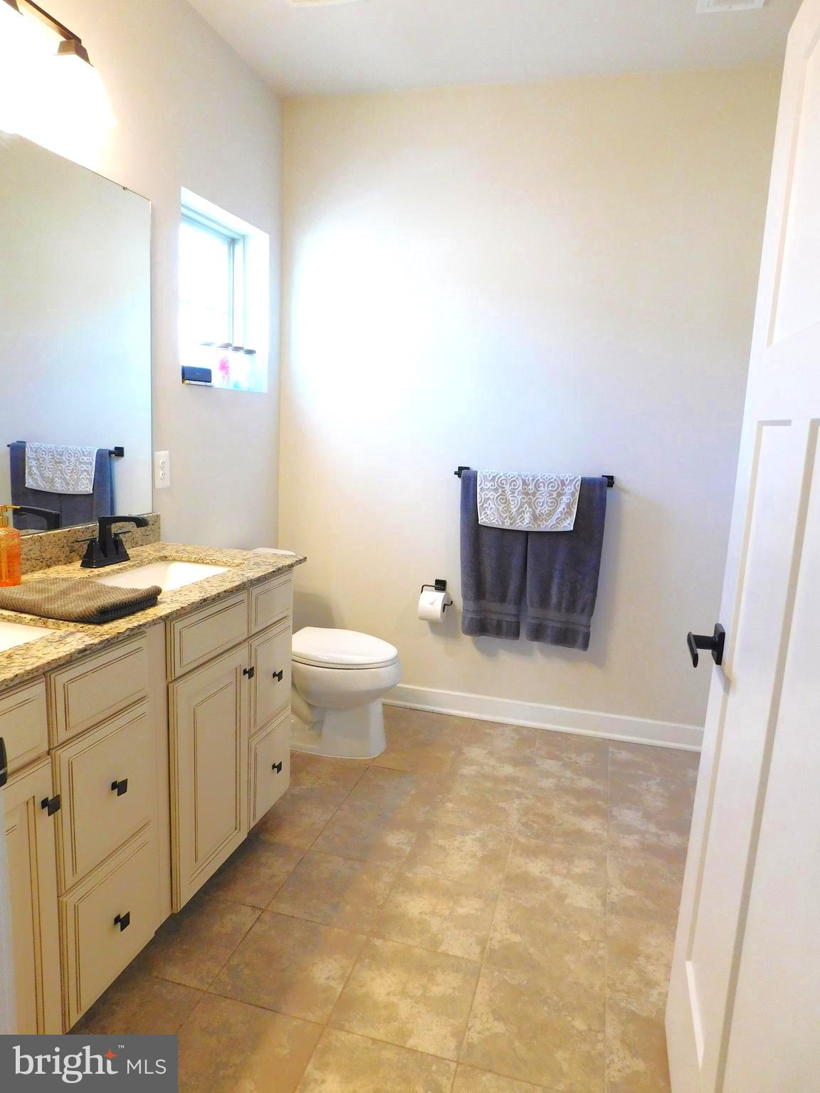 LINGANORE GARDEN CONDOMINIUMS - Residential