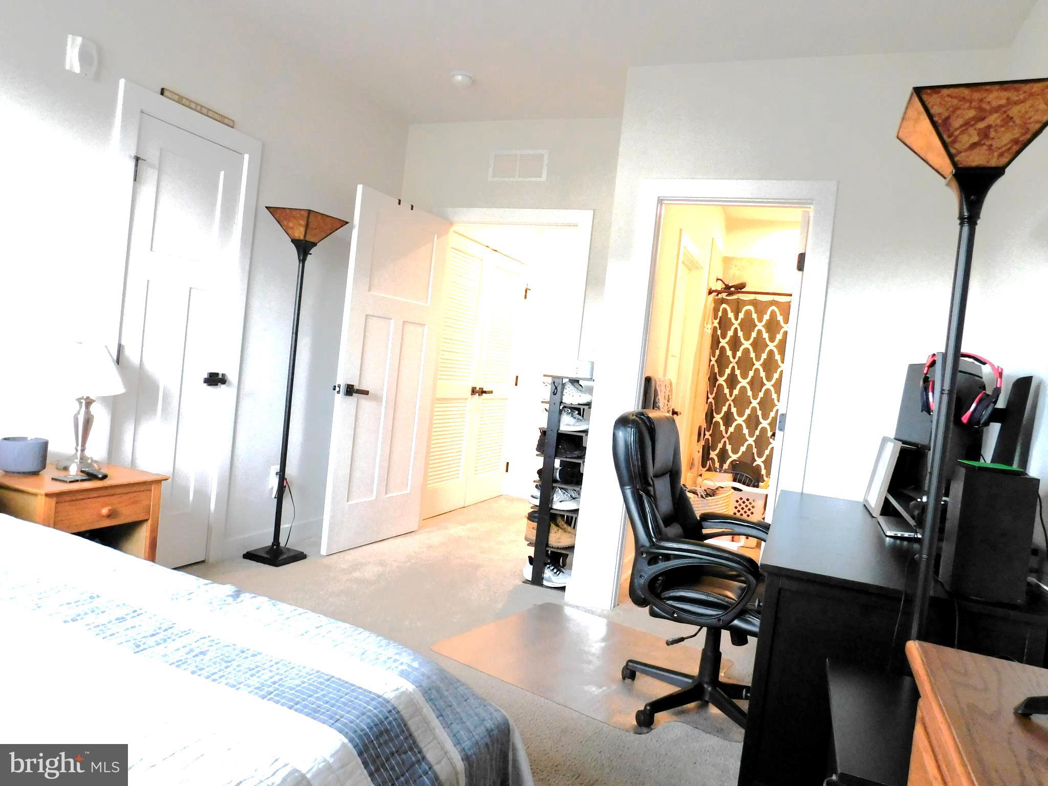 LINGANORE GARDEN CONDOMINIUMS - Residential