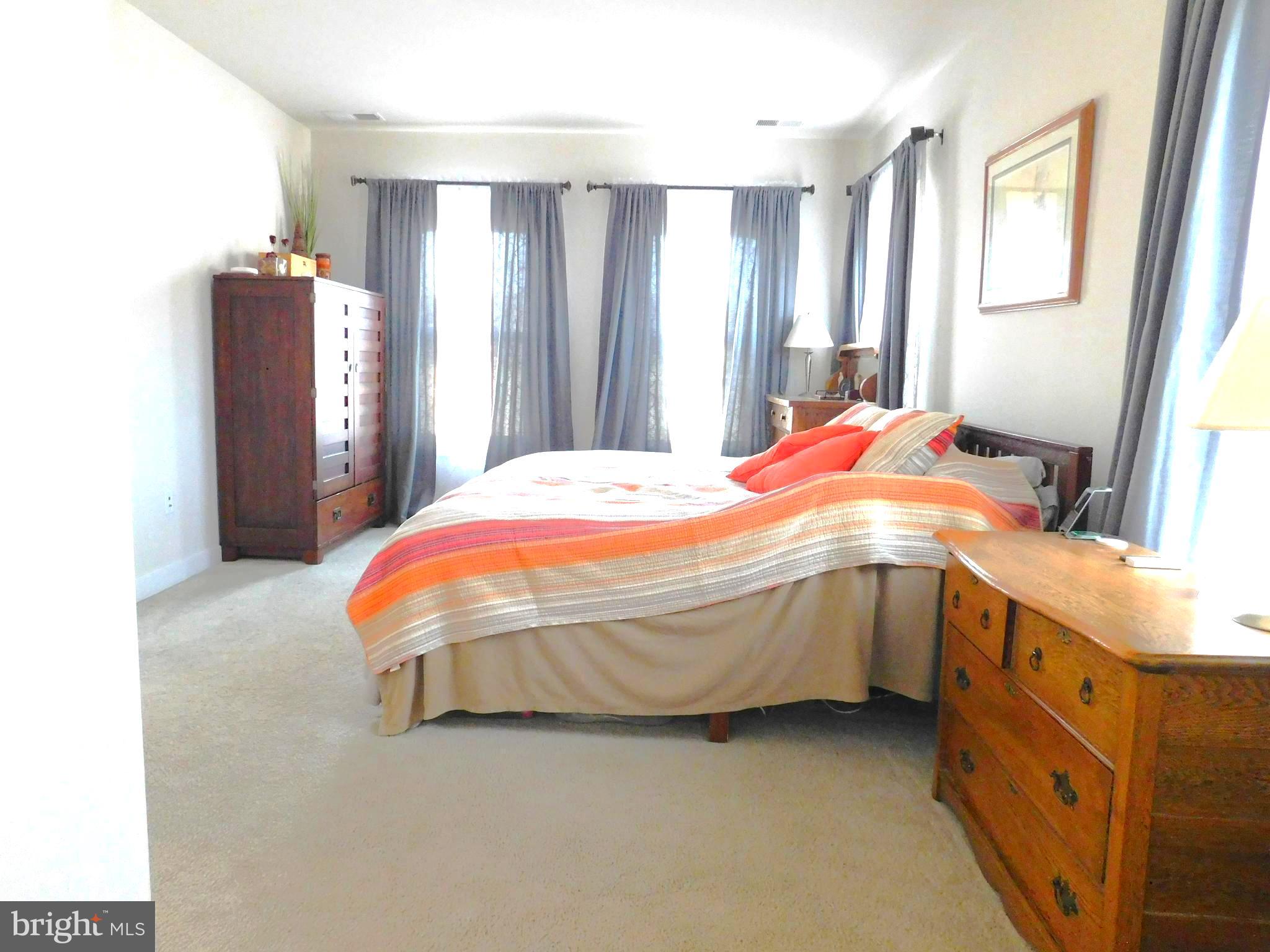 LINGANORE GARDEN CONDOMINIUMS - Residential