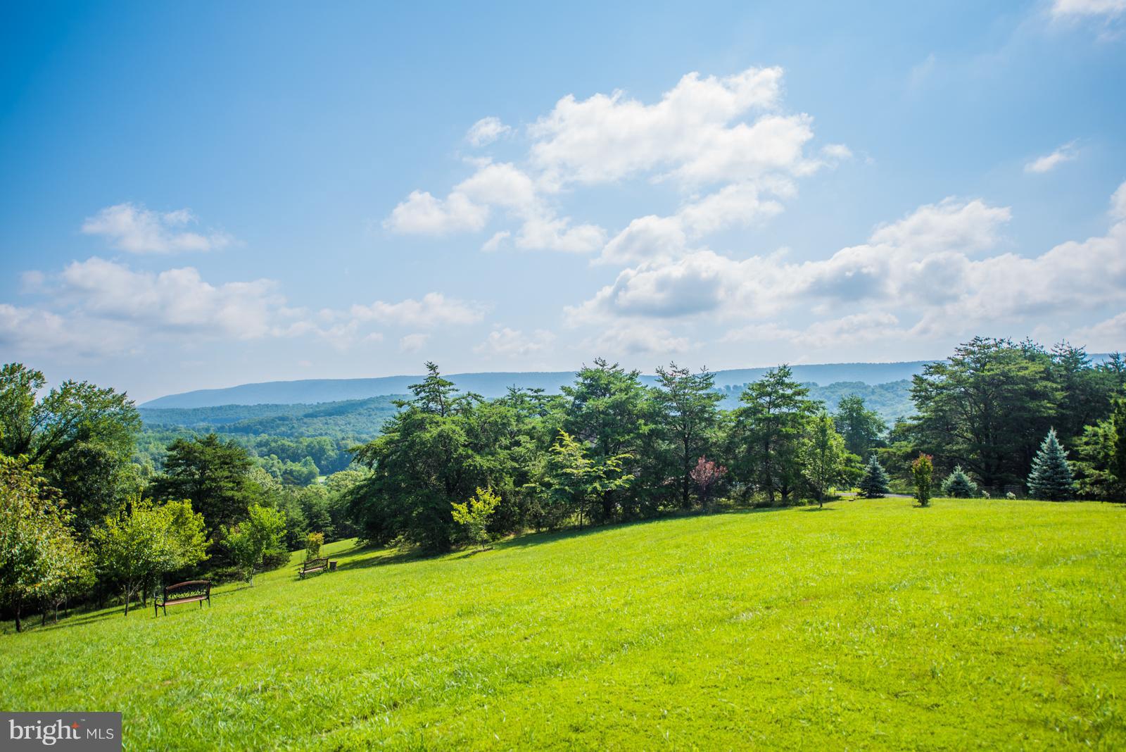 OLD MILL MANOR - Residential