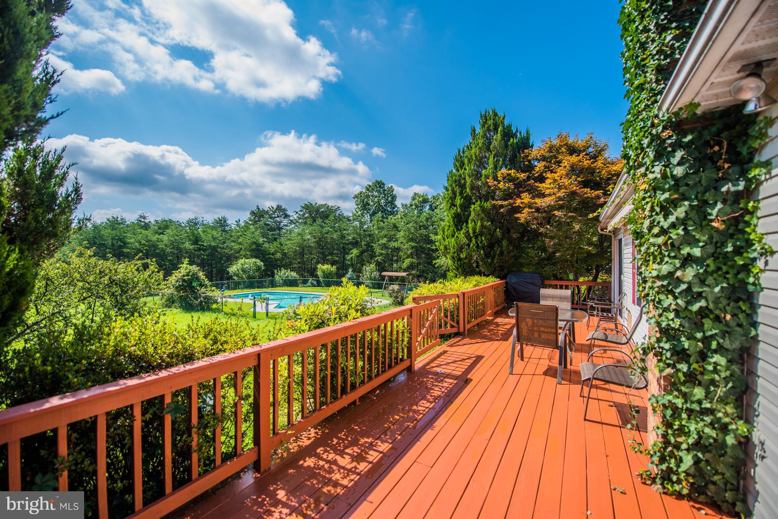 OLD MILL MANOR - Residential