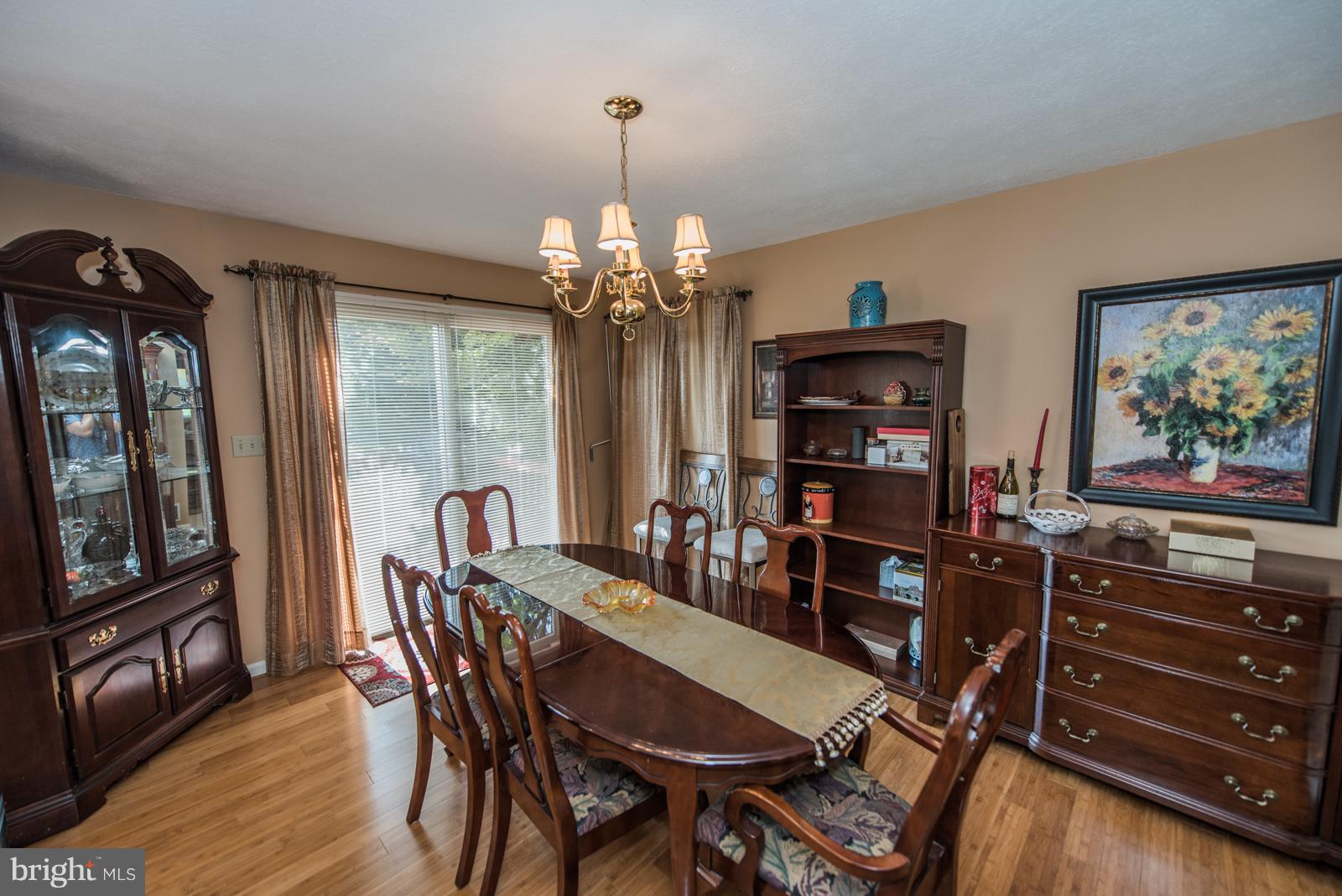 OLD MILL MANOR - Residential